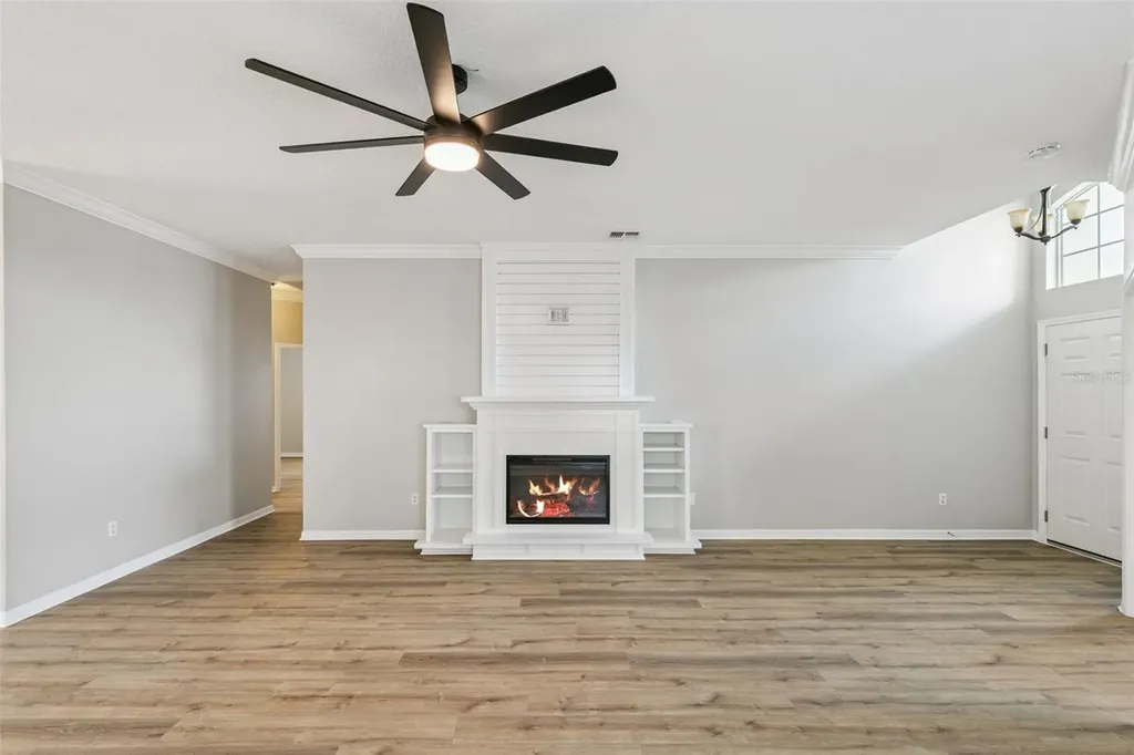 10513 Leader Lane Orlando FL 32825