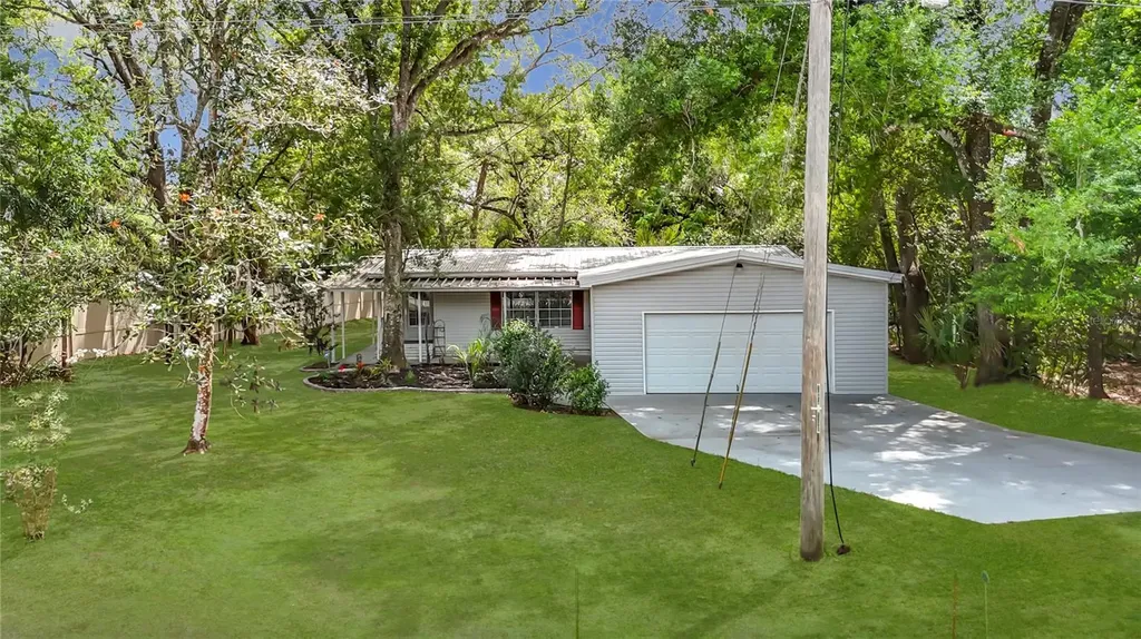 38906 Alston Avenue Zephyrhills FL 33542