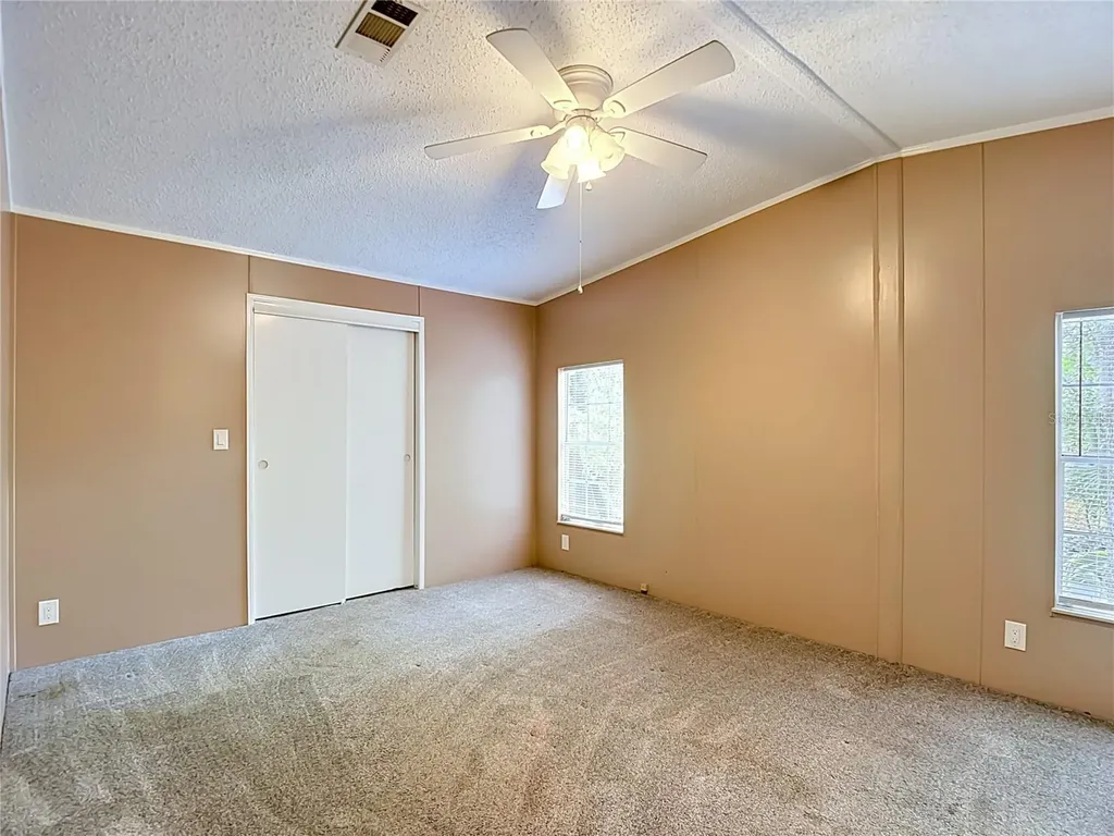 38906 Alston Avenue Zephyrhills FL 33542
