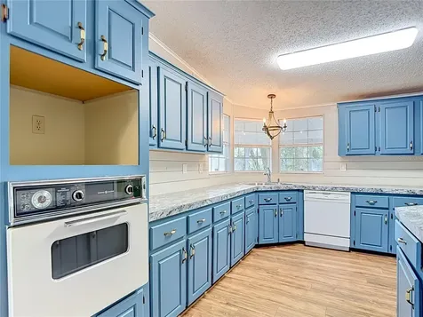 38906 Alston Avenue Zephyrhills FL 33542