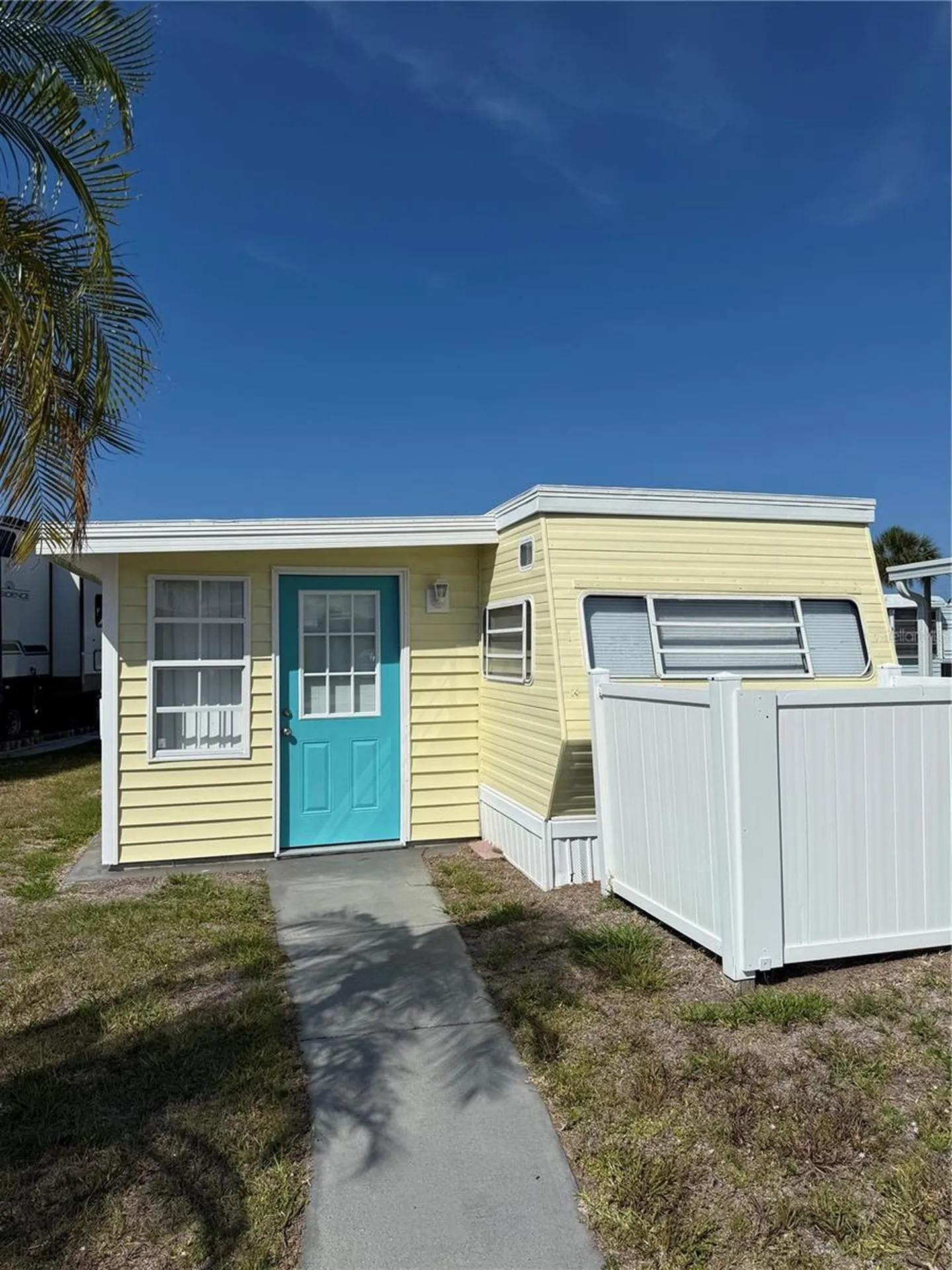 1475 Flamingo Drive Englewood FL 34224