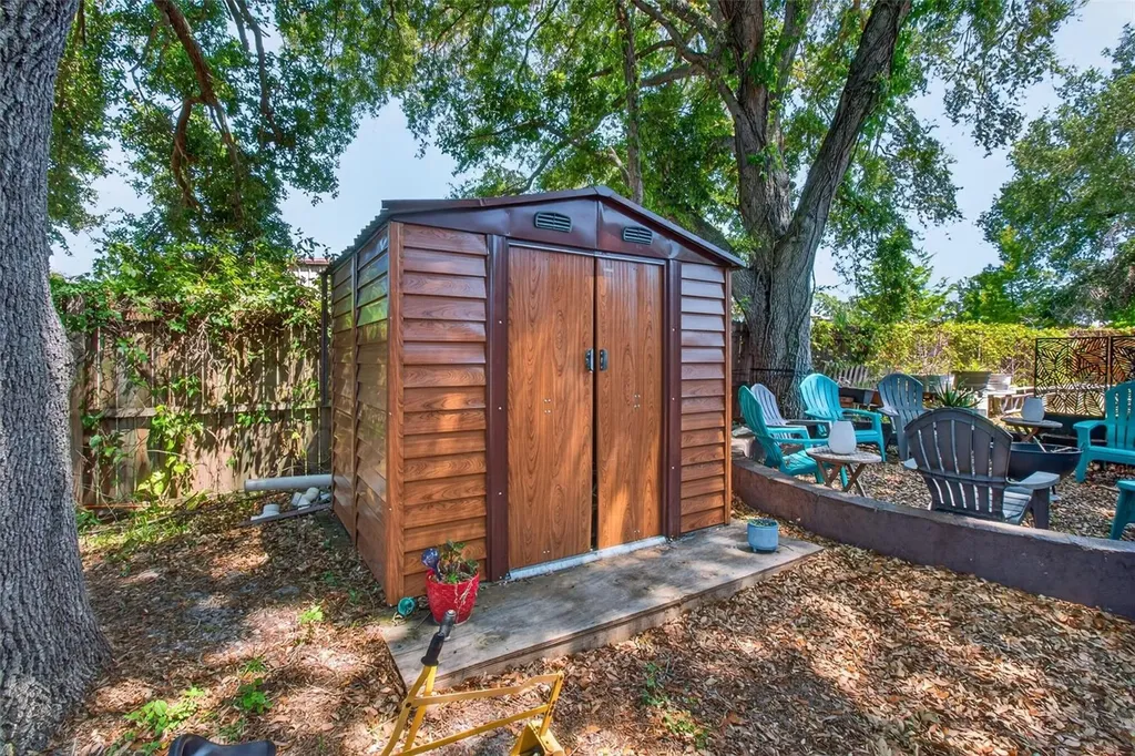 2071 59th Street N Clearwater FL 33760