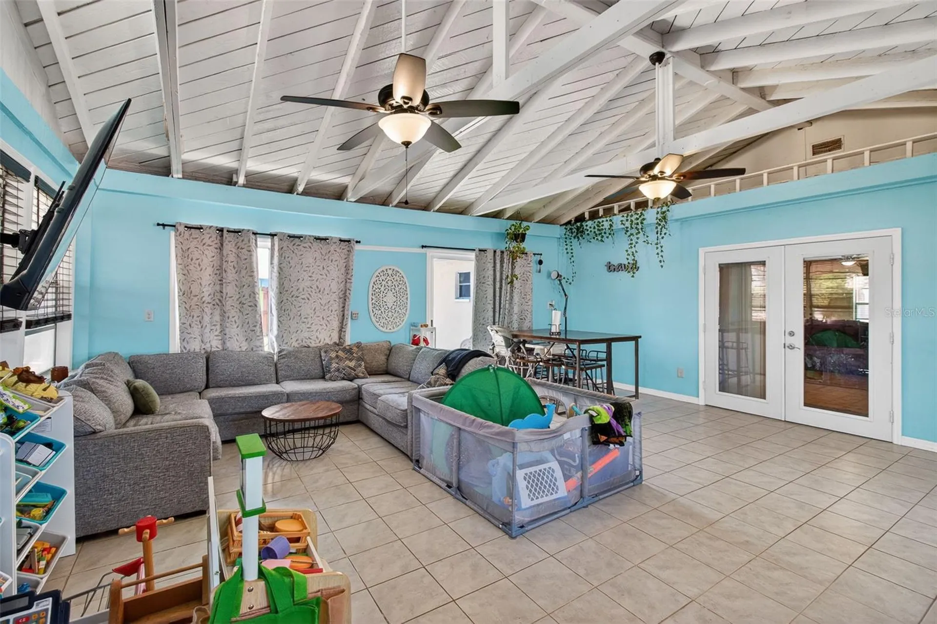 2071 59th Street N Clearwater FL 33760