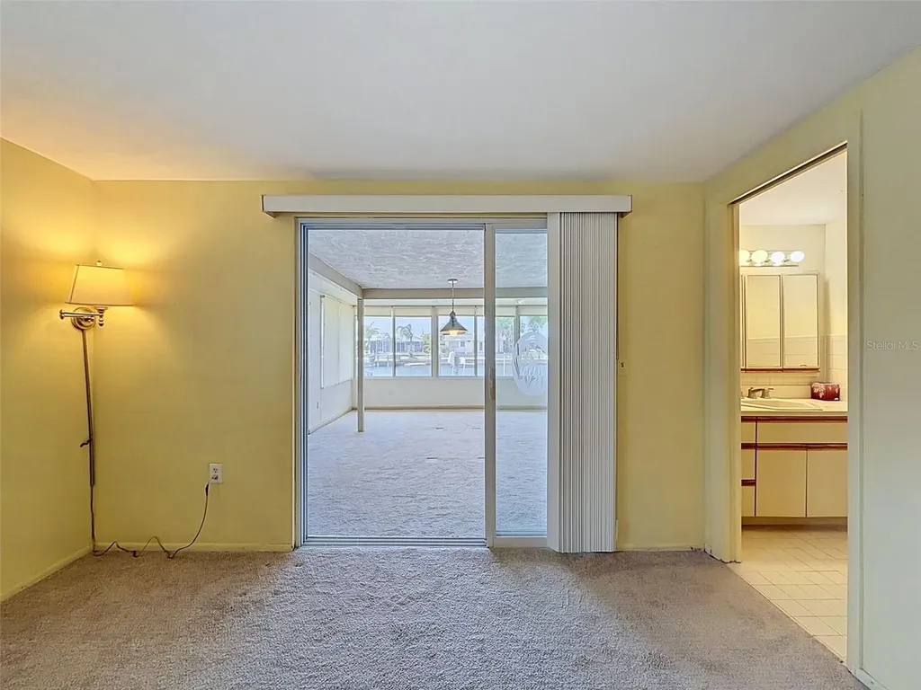12813 3rd Isle Hudson FL 34667