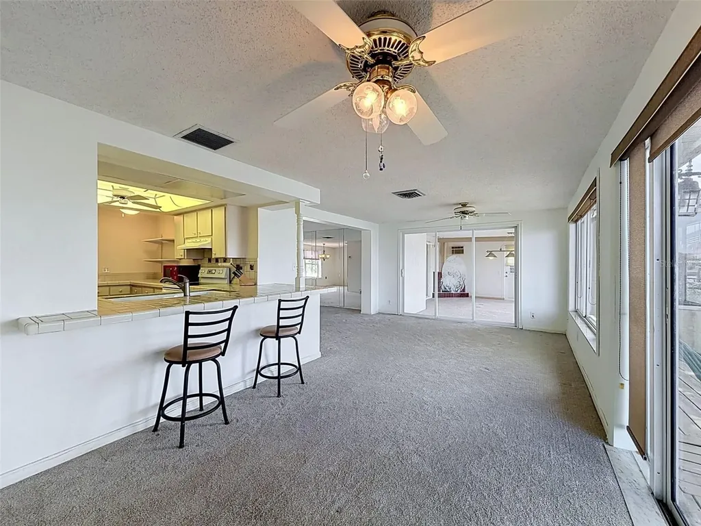 12813 3rd Isle Hudson FL 34667