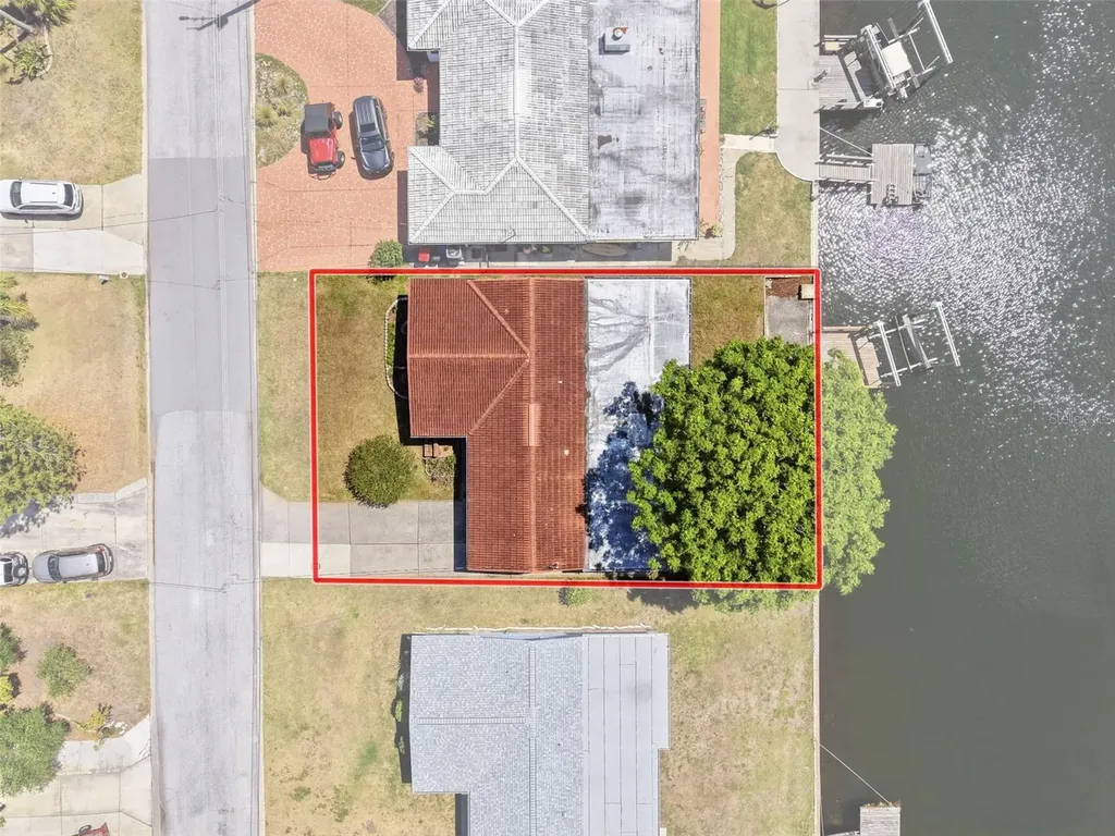 12813 3rd Isle Hudson FL 34667