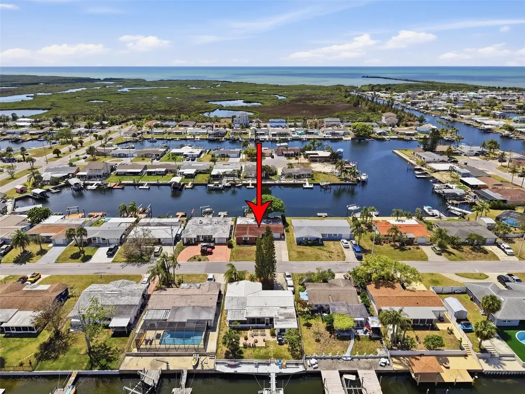 12813 3rd Isle Hudson FL 34667