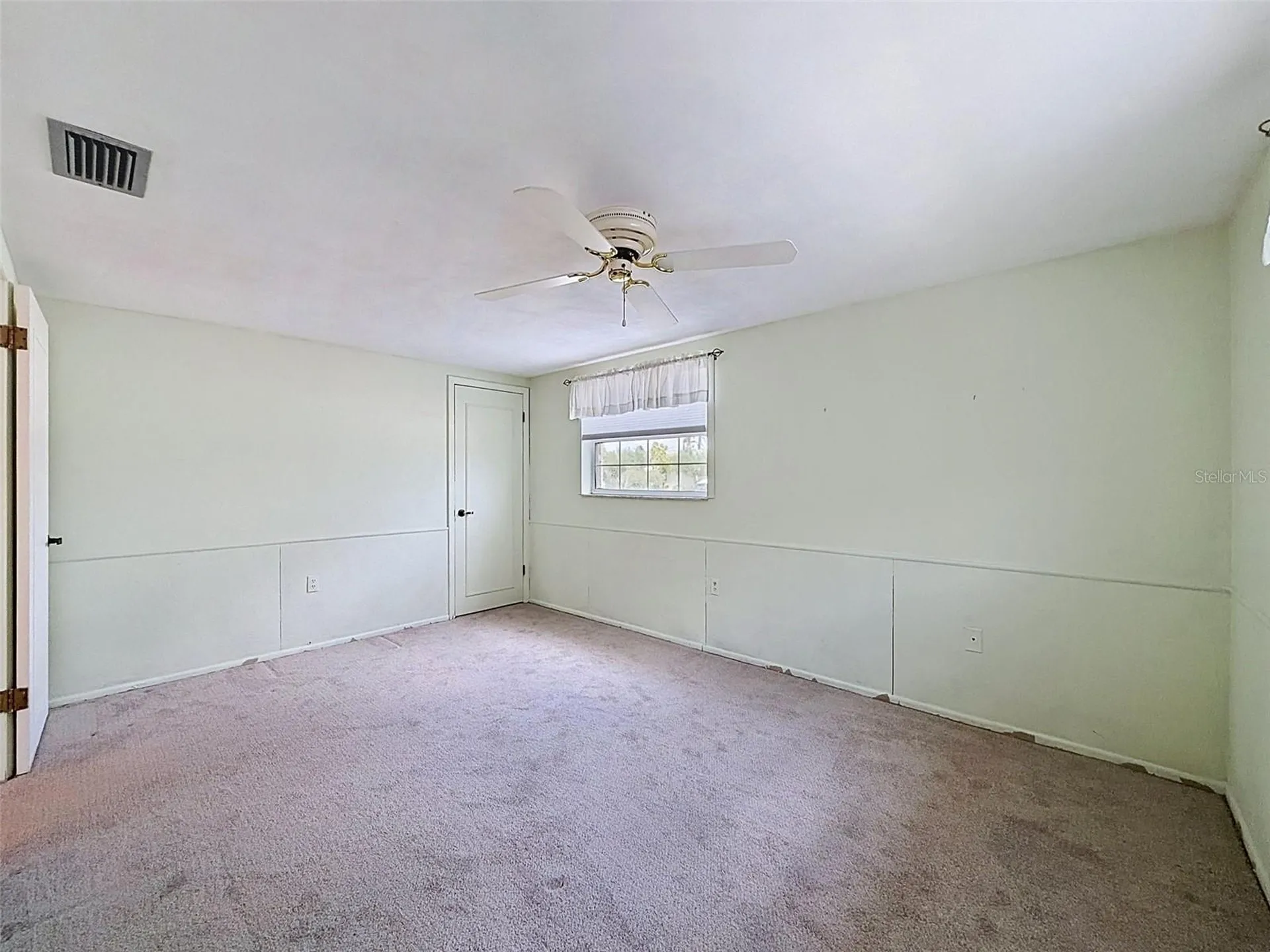 12813 3rd Isle Hudson FL 34667