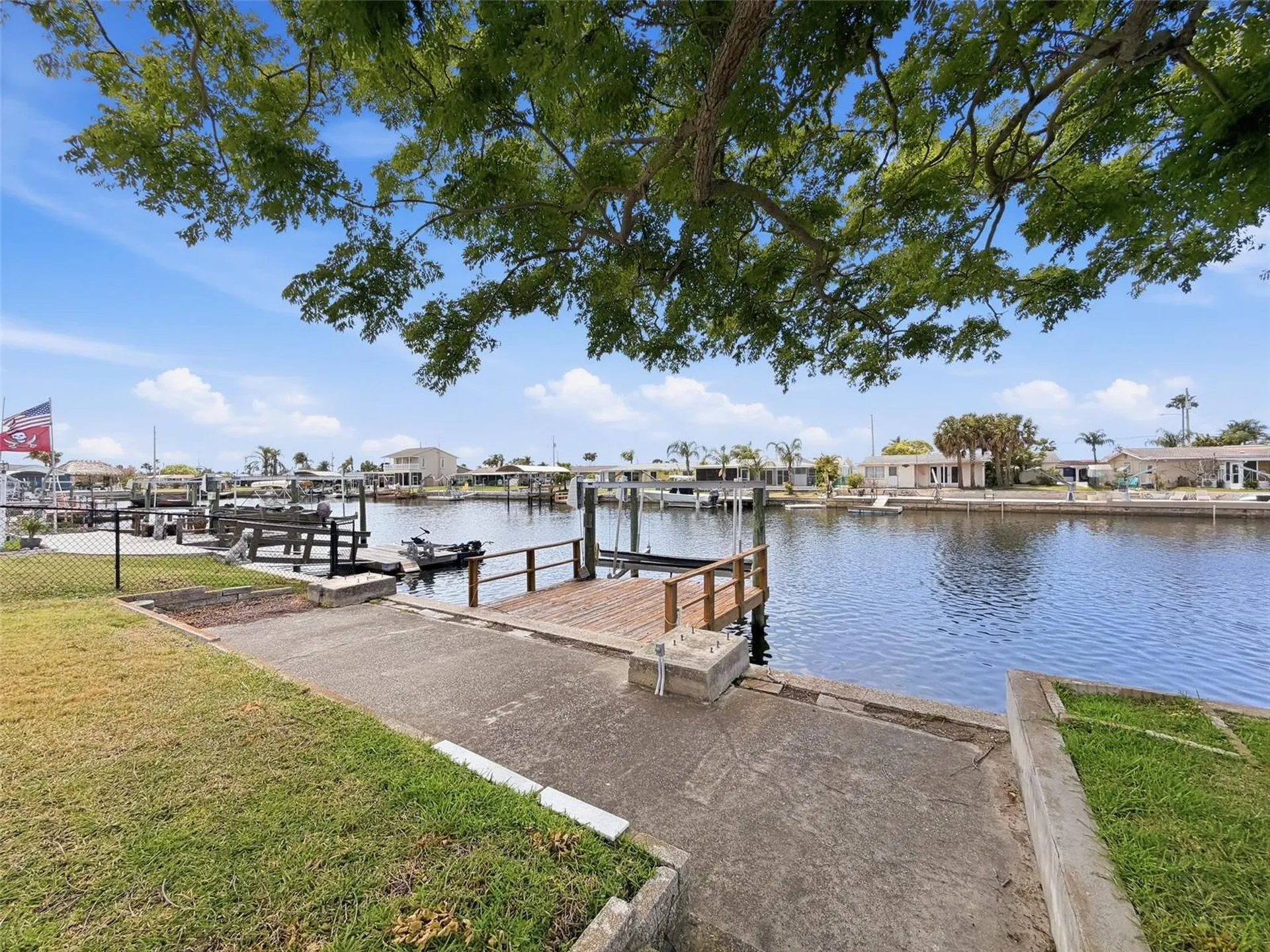 12813 3rd Isle Hudson FL 34667