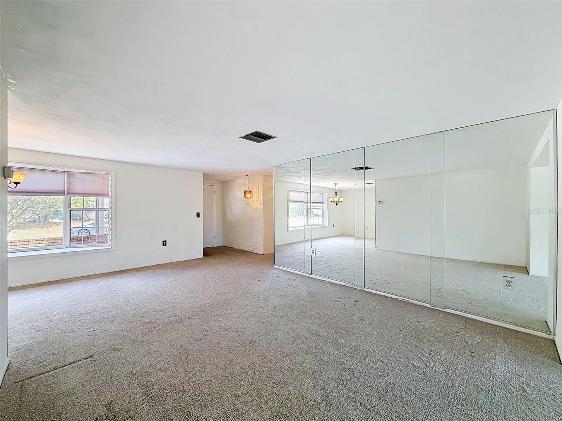 12813 3rd Isle Hudson FL 34667
