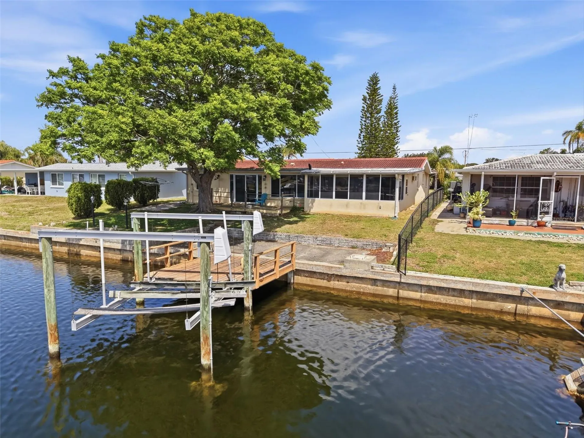 12813 3rd Isle Hudson FL 34667