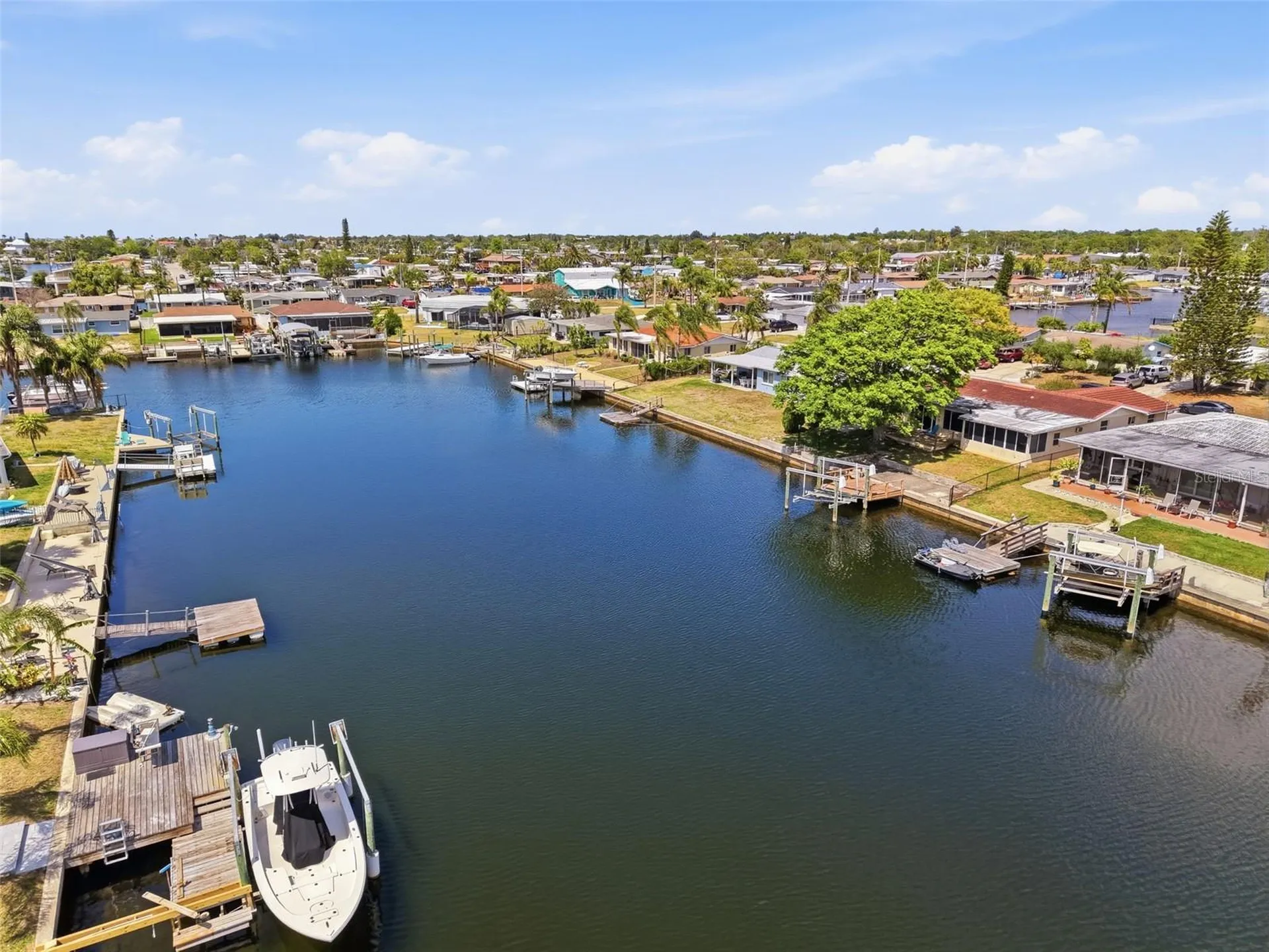 12813 3rd Isle Hudson FL 34667