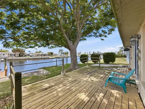 12813 3rd Isle Hudson FL 34667
