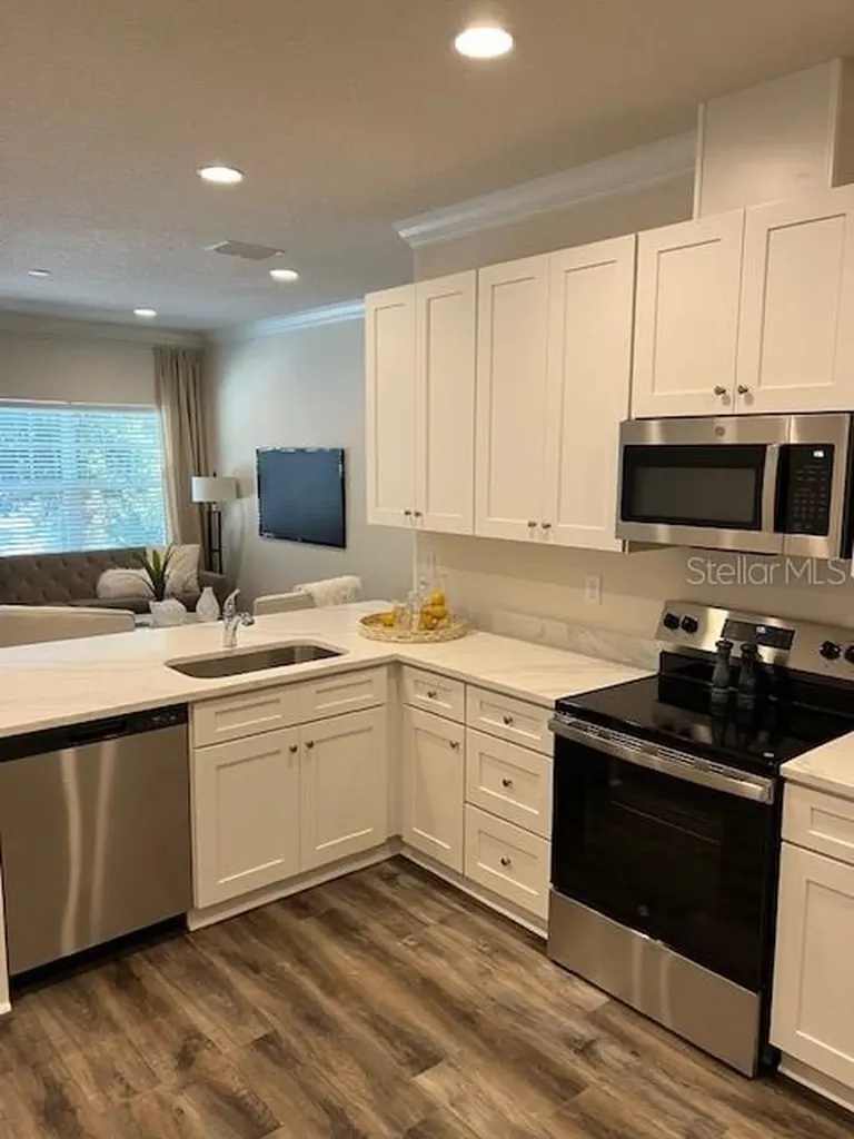 5735 Desert Rose Place Tampa FL 33615