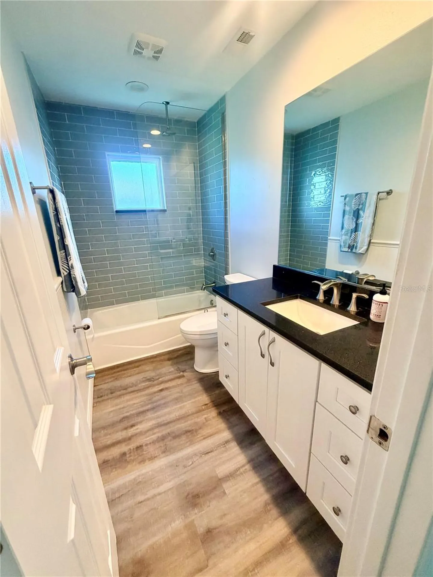 3708 Royal Palm Drive Bradenton FL 34210