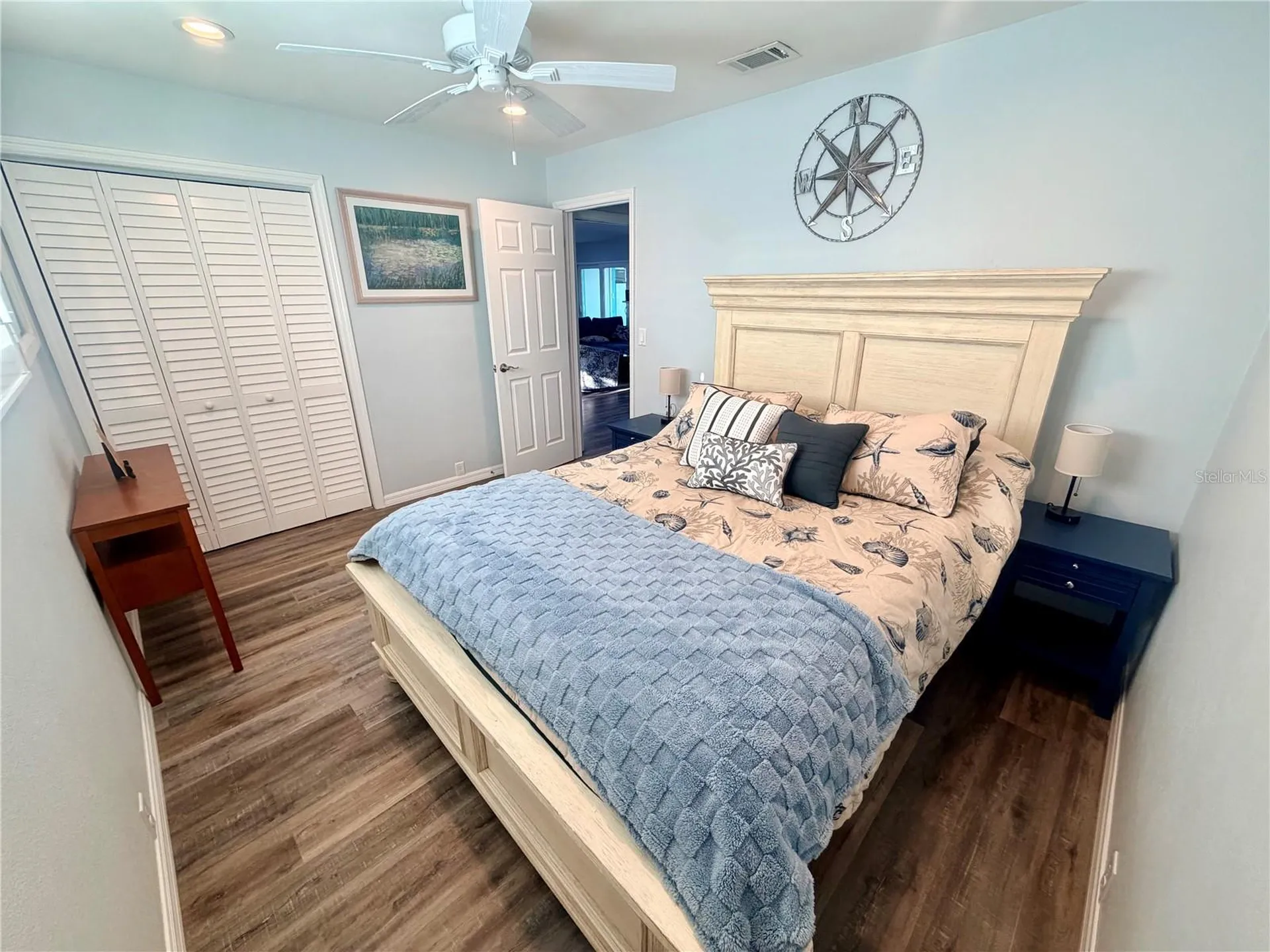 3708 Royal Palm Drive Bradenton FL 34210