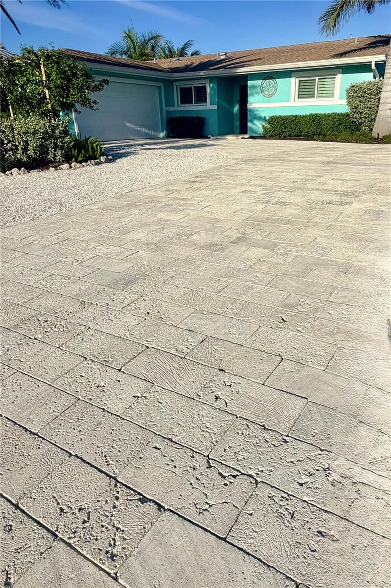 3708 Royal Palm Drive Bradenton FL 34210