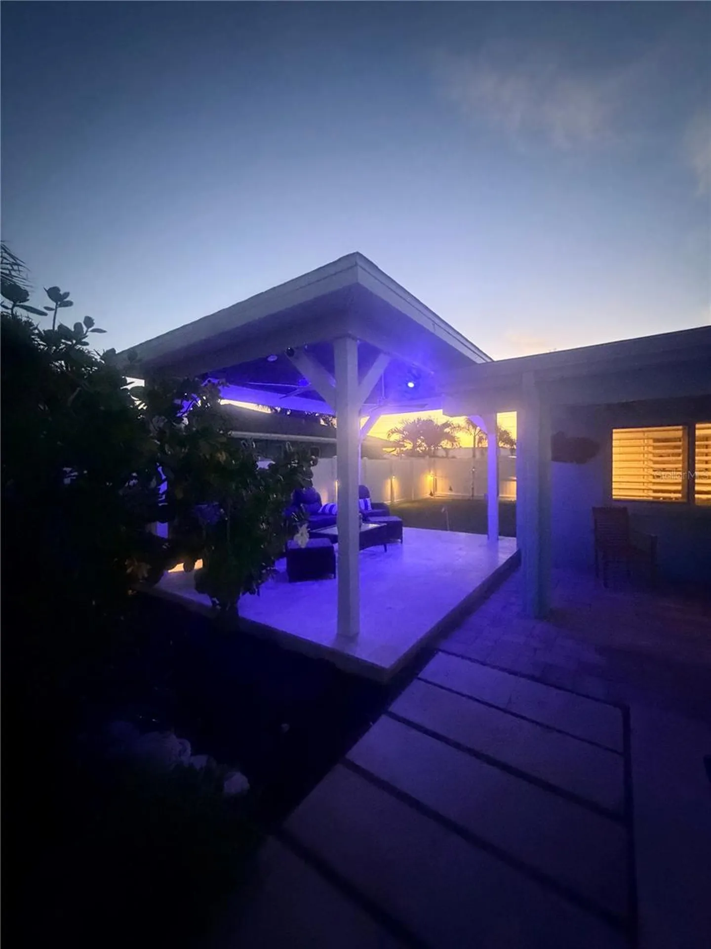 3708 Royal Palm Drive Bradenton FL 34210