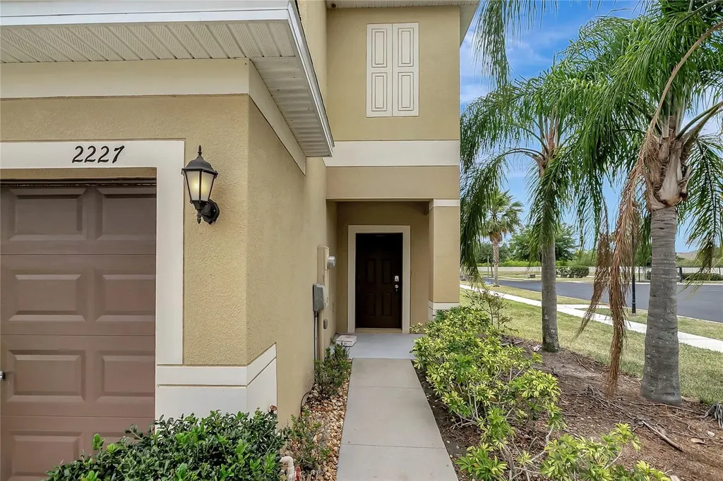 2227 Golden Falcon Drive Ruskin FL 33570