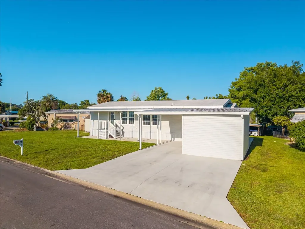 31609 Terrace Drive Tavares FL 32778