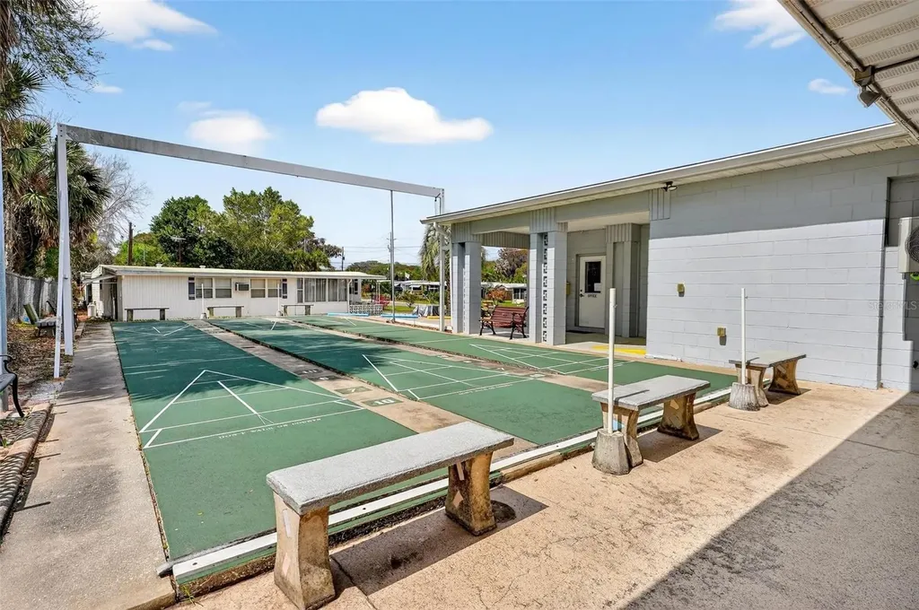 31609 Terrace Drive Tavares FL 32778