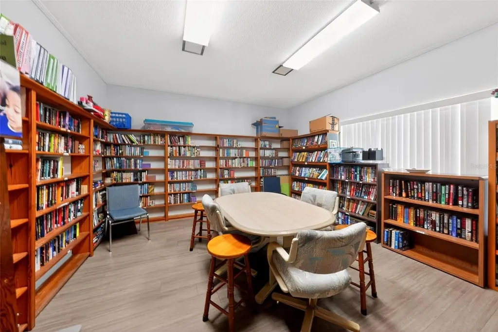 31609 Terrace Drive Tavares FL 32778