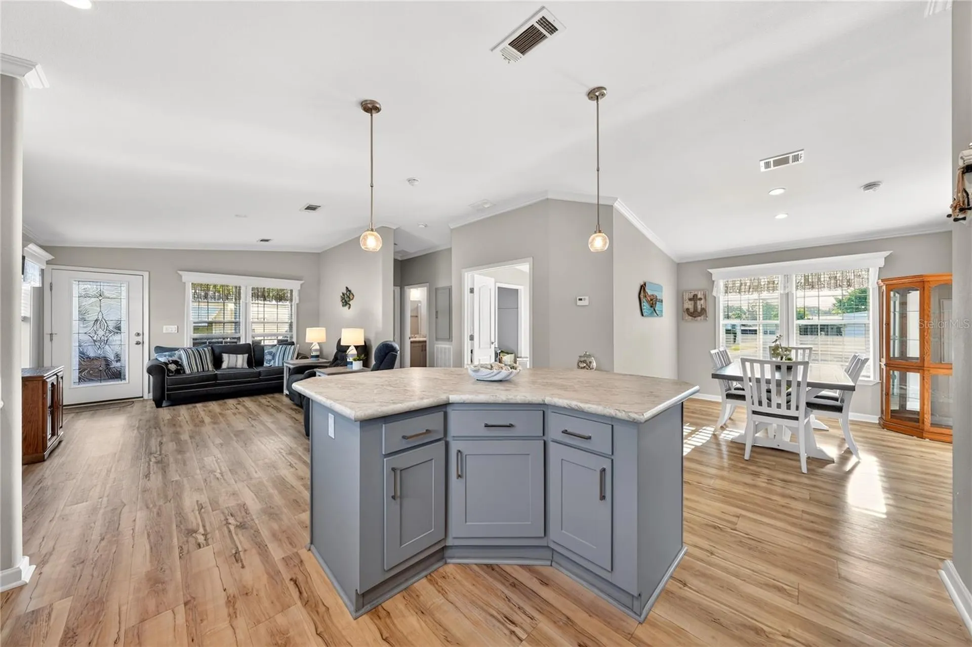 31609 Terrace Drive Tavares FL 32778