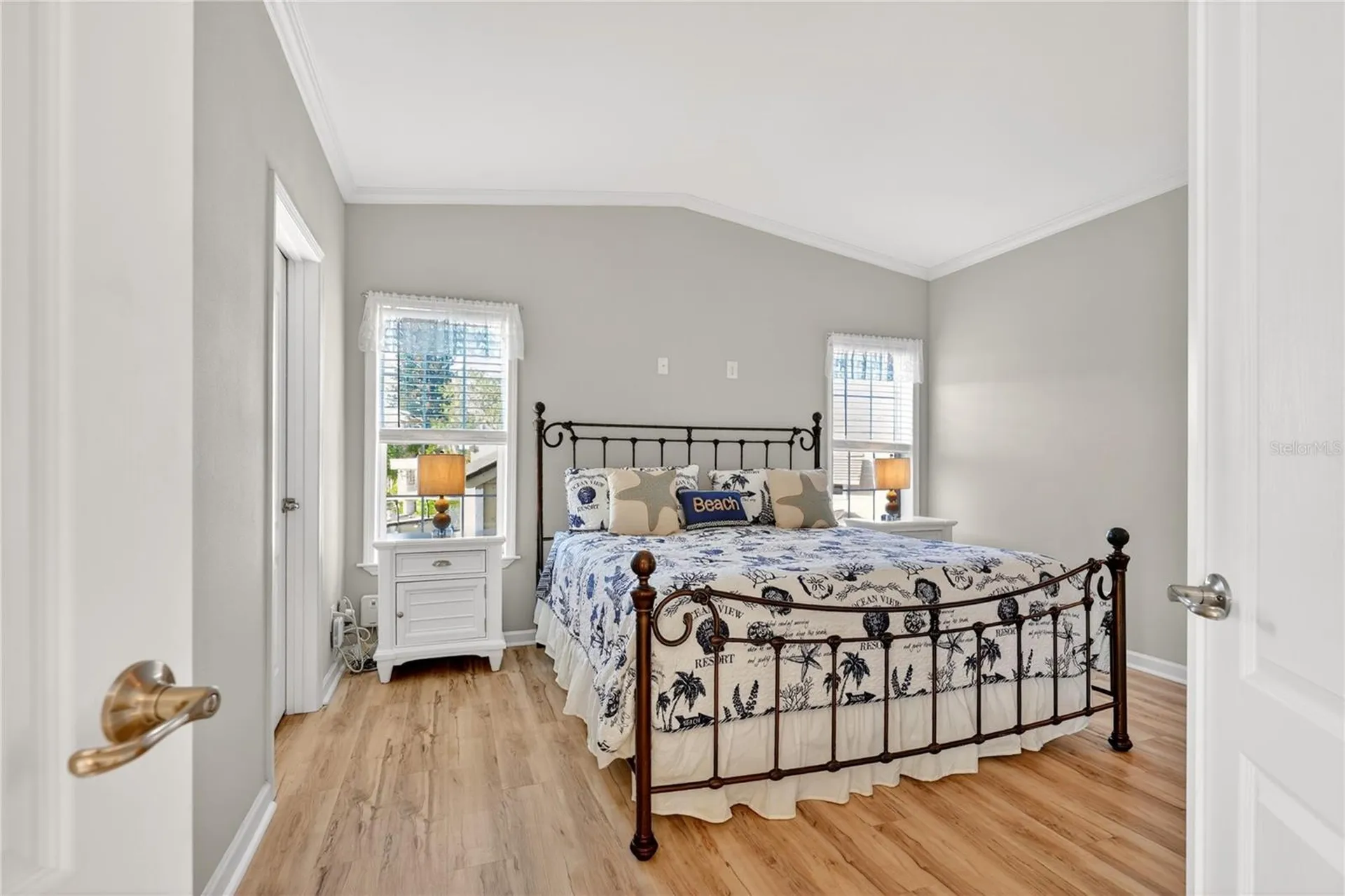 31609 Terrace Drive Tavares FL 32778