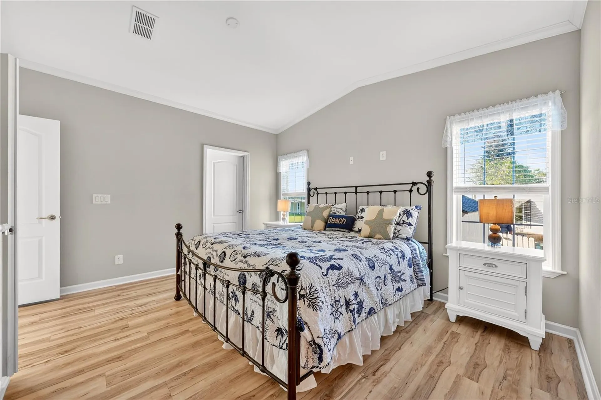 31609 Terrace Drive Tavares FL 32778