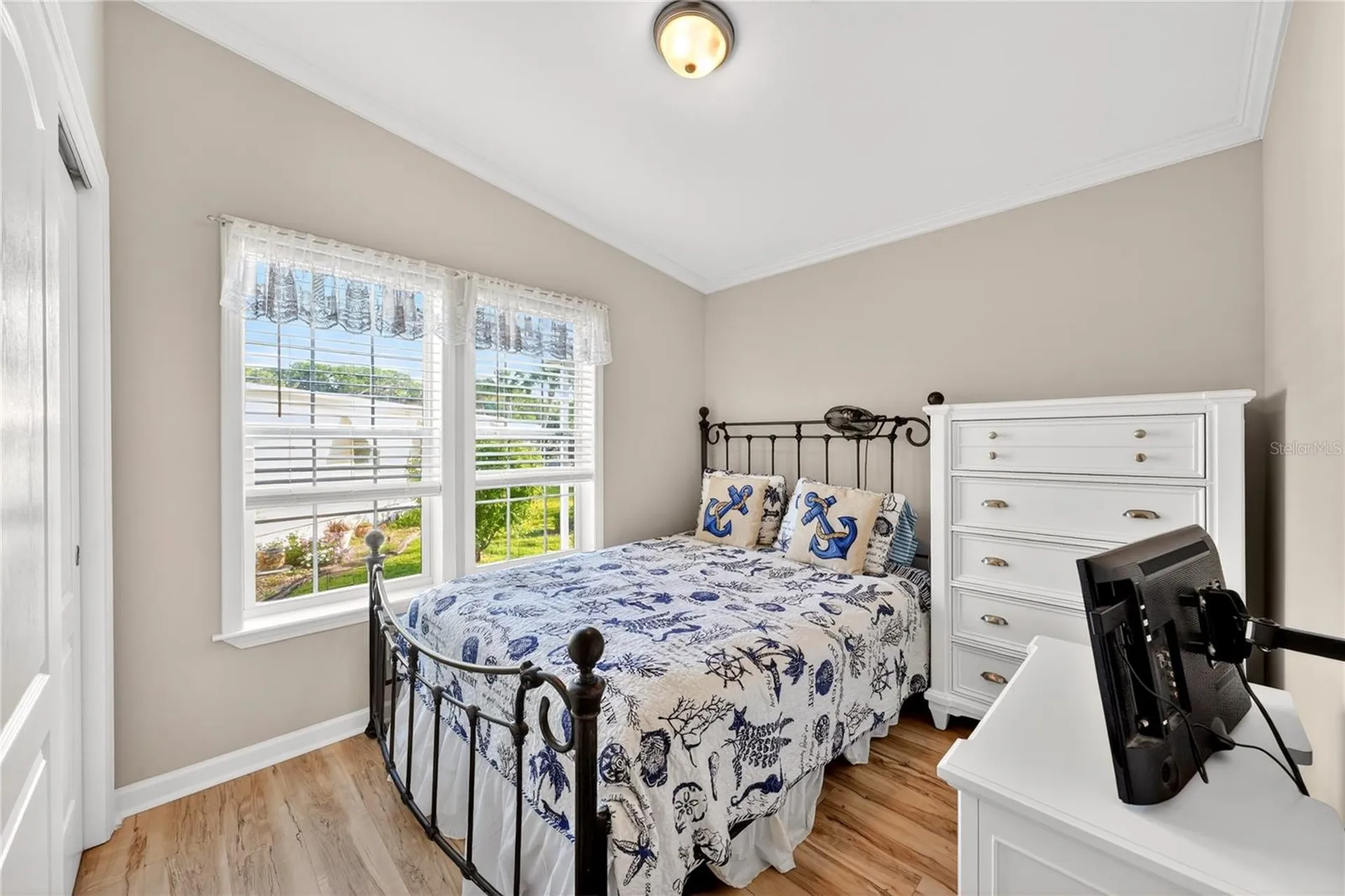 31609 Terrace Drive Tavares FL 32778