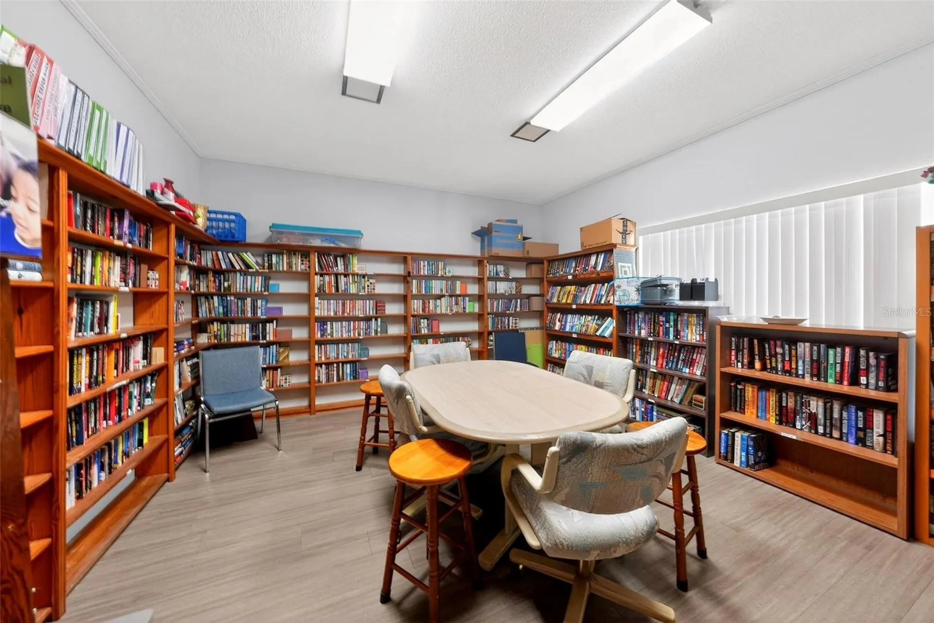 31609 Terrace Drive Tavares FL 32778