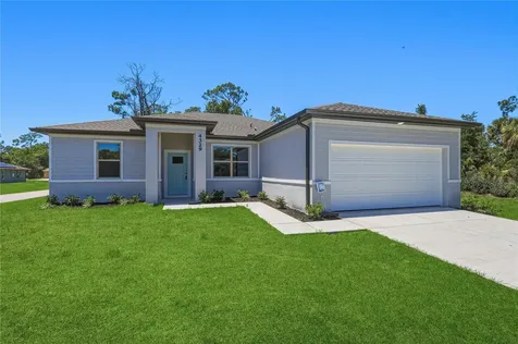 4329 N Chamberlain Boulevard North Port FL 34286