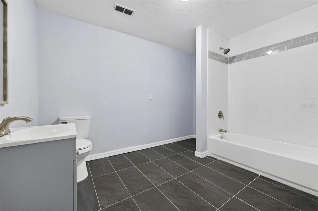 2272 Kent Road Deltona FL 32738