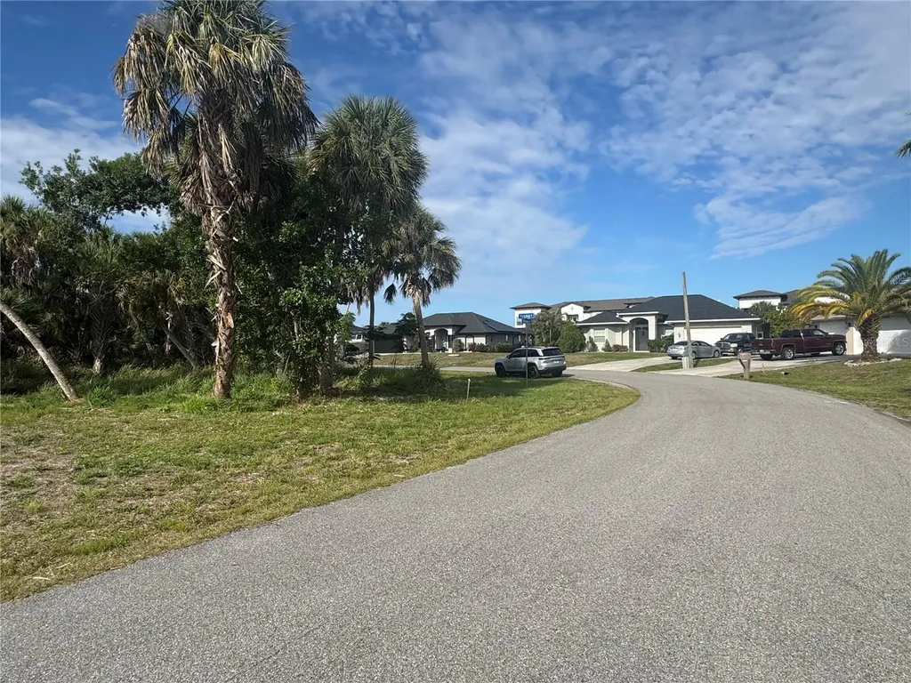 Lot 1 Mulgrave Avenue North Port FL 34287