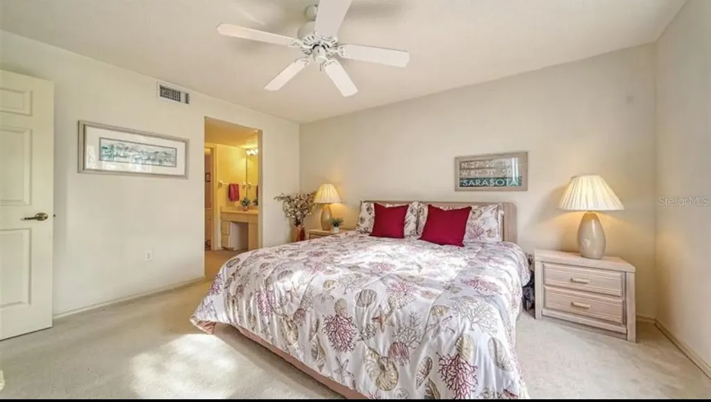 5655 Sheffield Greene Circle Sarasota FL 34235