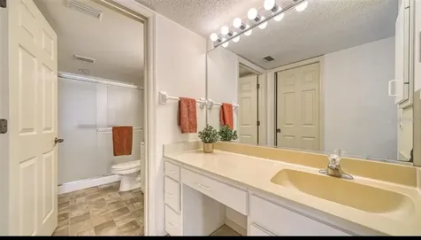 5655 Sheffield Greene Circle Sarasota FL 34235