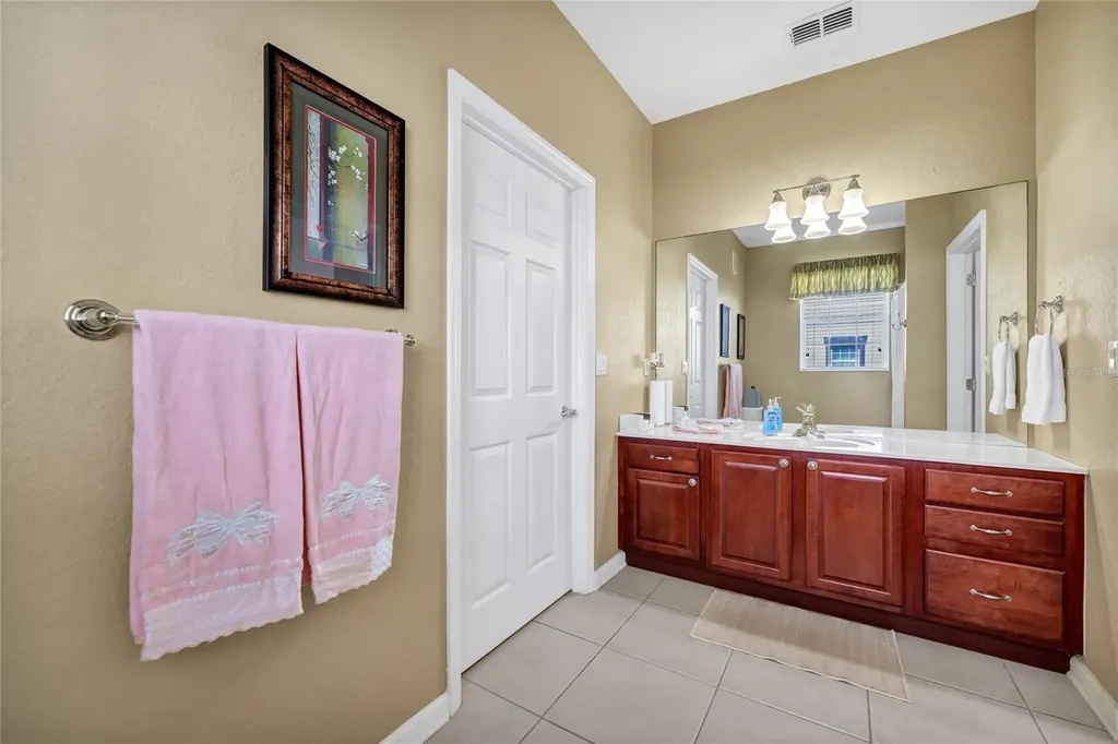 4114 Breakview Drive Drive Orlando FL 32819