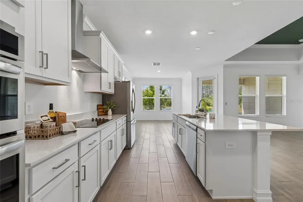 18238 Pearl View Place Lutz FL 33548
