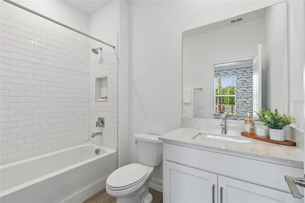 18238 Pearl View Place Lutz FL 33548