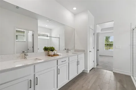 18238 Pearl View Place Lutz FL 33548