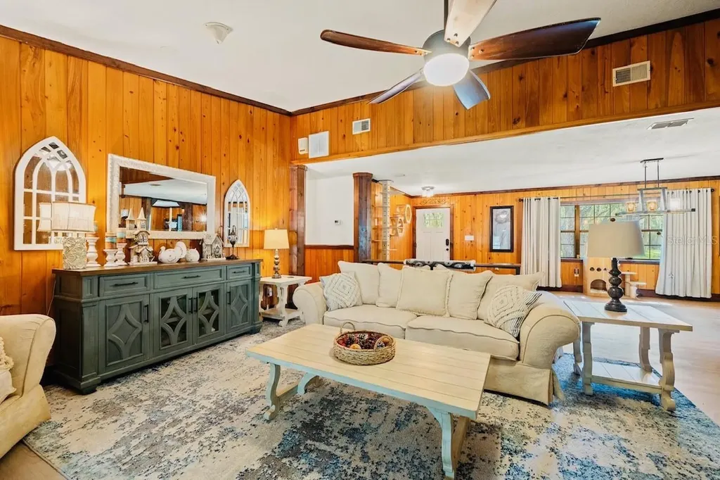 10245 E Trails End Road Floral City FL 34436
