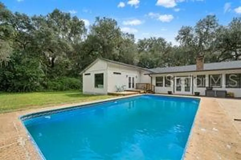 10245 E Trails End Road Floral City FL 34436