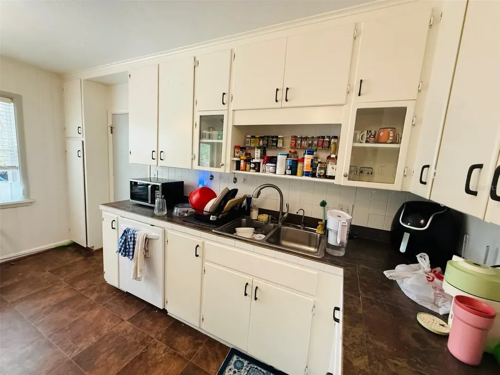 3028 NW 1st Avenue Gainesville FL 32607