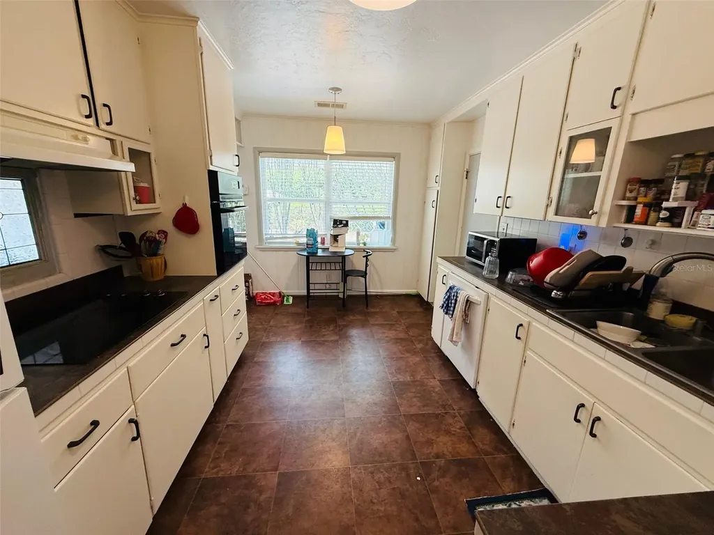 3028 NW 1st Avenue Gainesville FL 32607