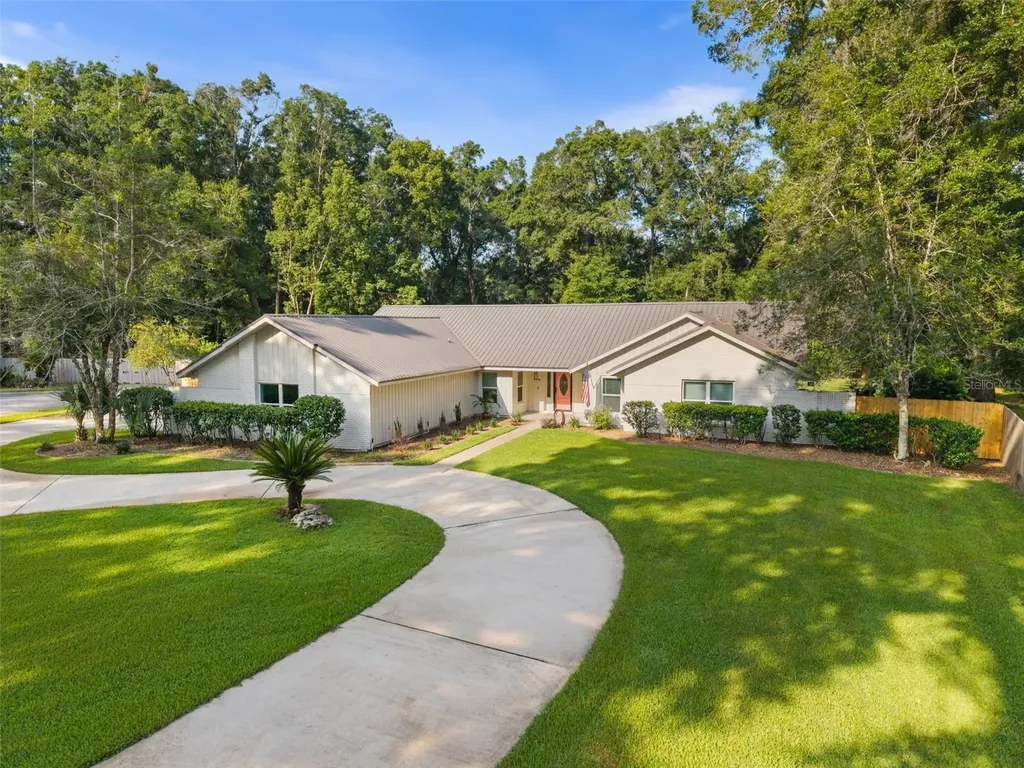 110 NE 53rd Court Ocala FL 34470