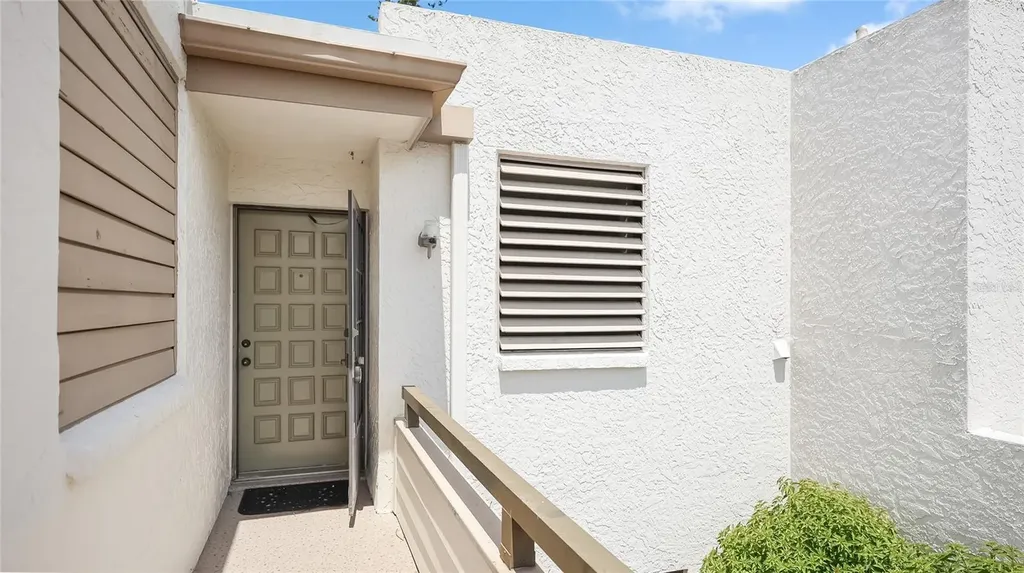 303 Springdale Drive Bradenton FL 34210