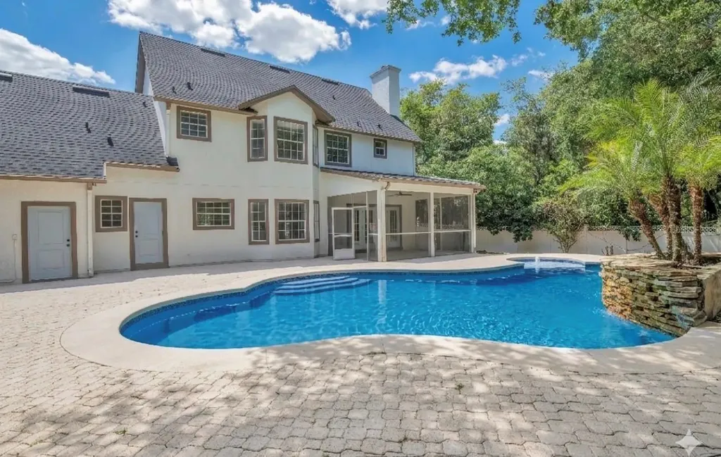 12200 Treetop Court Orlando FL 32832
