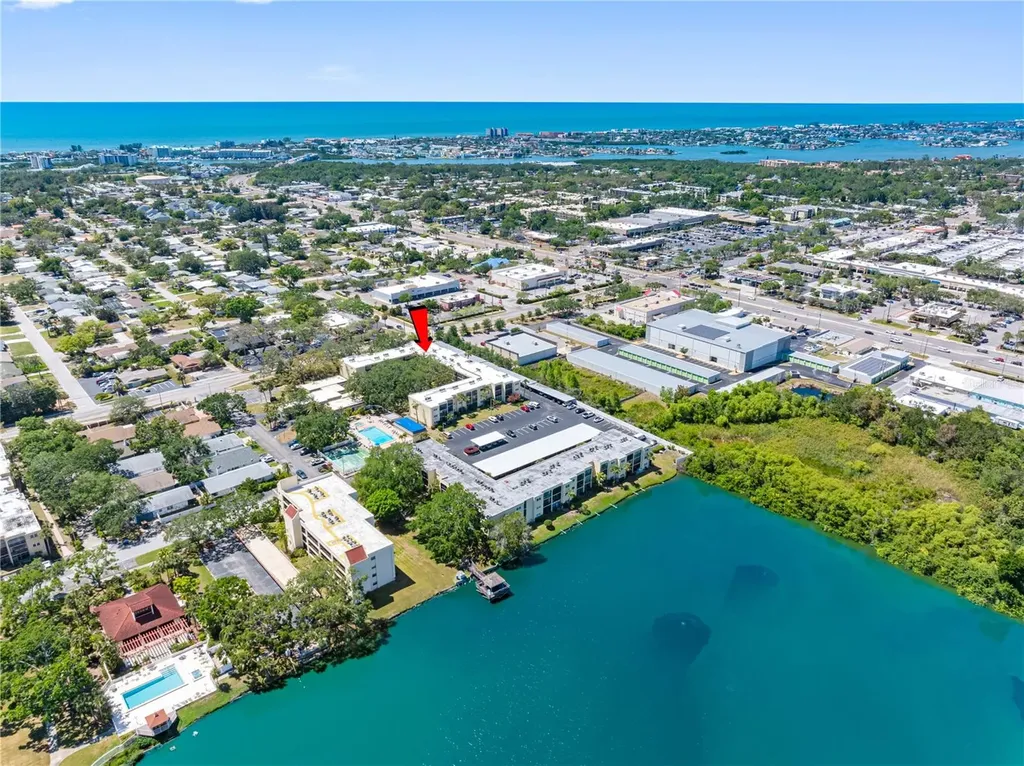 11485 Oakhurst Road Largo FL 33774
