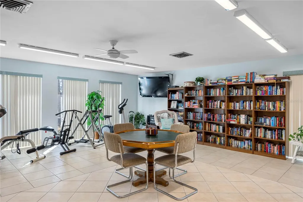11485 Oakhurst Road Largo FL 33774