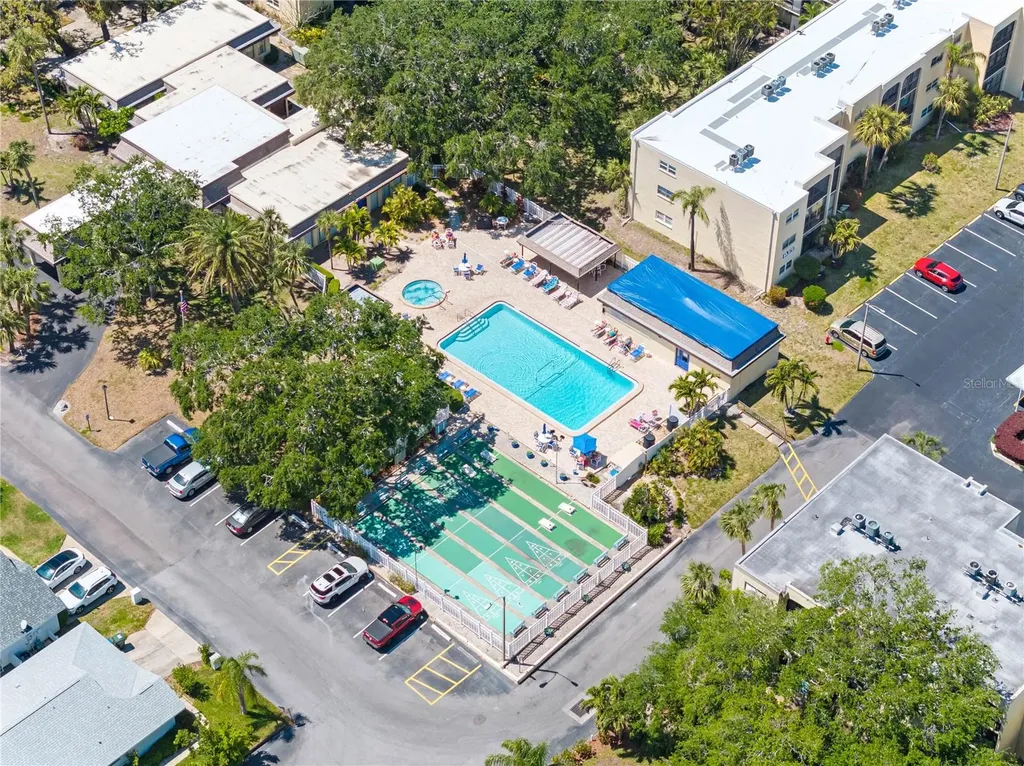 11485 Oakhurst Road Largo FL 33774